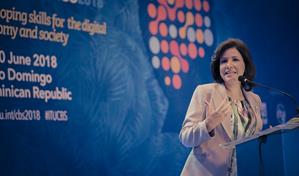 Margarita Cede&ntilde;o favorece uso de las TIC como herramienta para alcanzar la igualdad