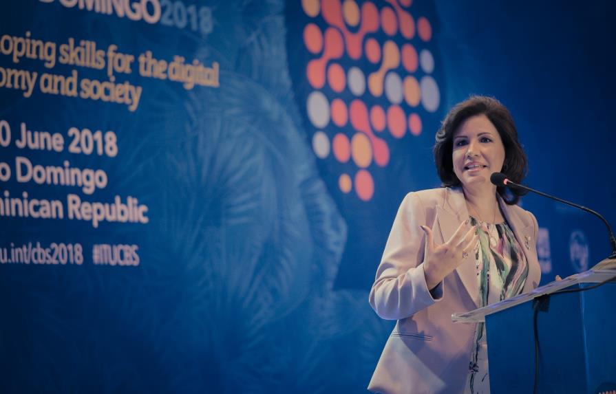 Margarita Cedeño favorece uso de las TIC como herramienta para alcanzar la igualdad