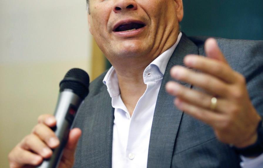 Correa estudia pedir asilo en Bélgica si se ve obligado a volver a Ecuador