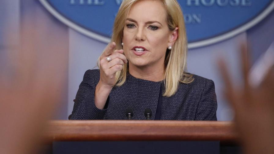 Trump complace a seguidores en polémica separación de familias Trump complace a seguidores en polémica separación de familias