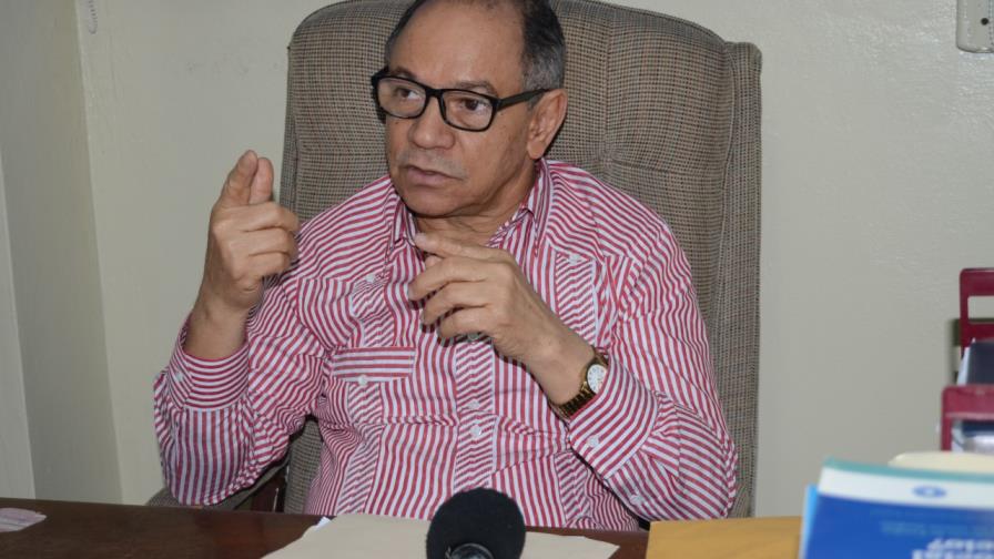 Sindicalistas denuncian alzas en precios medicamentos