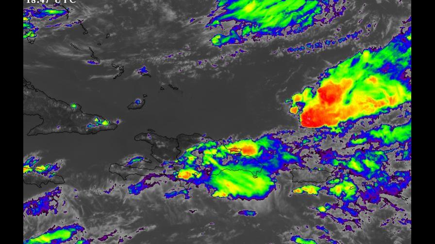 El COE amplía a las 18 provincias en alerta por efectos de una onda tropical 