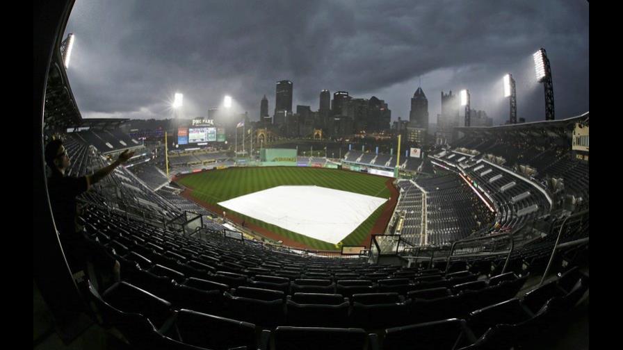 Postergan por lluvia el juego entre Piratas y Cerveceros