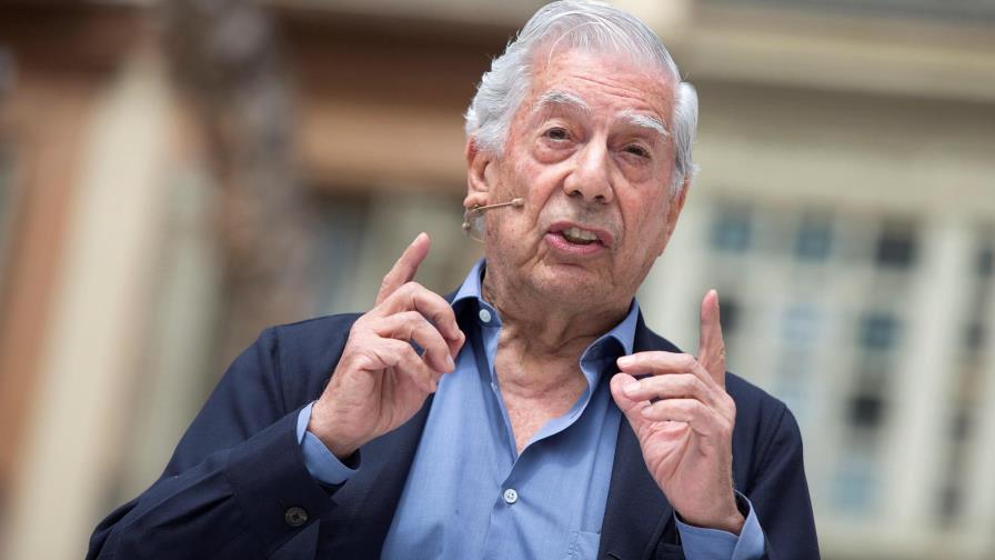  Vargas Llosa, ingresado por un hematoma y un leve traumatismo cranoencefálico