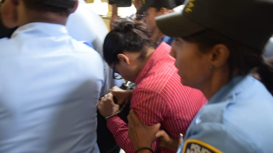 Madre de menor violada trató de entorpecer investigaciones contra su esposo, acusado de la agresión