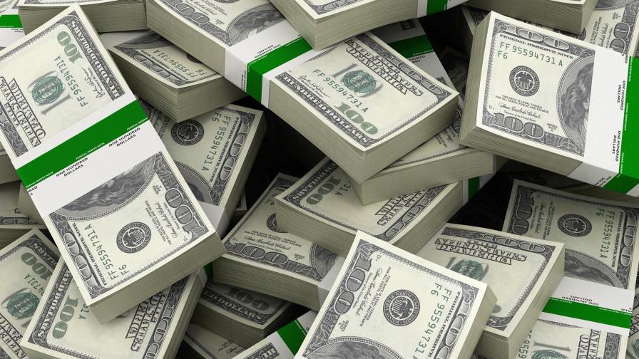 Precio del dólar en Venezuela es 27 veces más alto en operadores autorizados Precio del dólar en Venezuela es 27 veces más alto en operadores autorizados