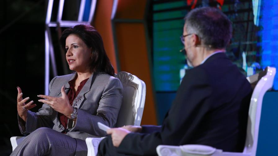 Expertos evalúan oportunidades, retos y desafíos de la comunicación digital Expertos evalúan oportunidades, retos y desafíos de la comunicación digital