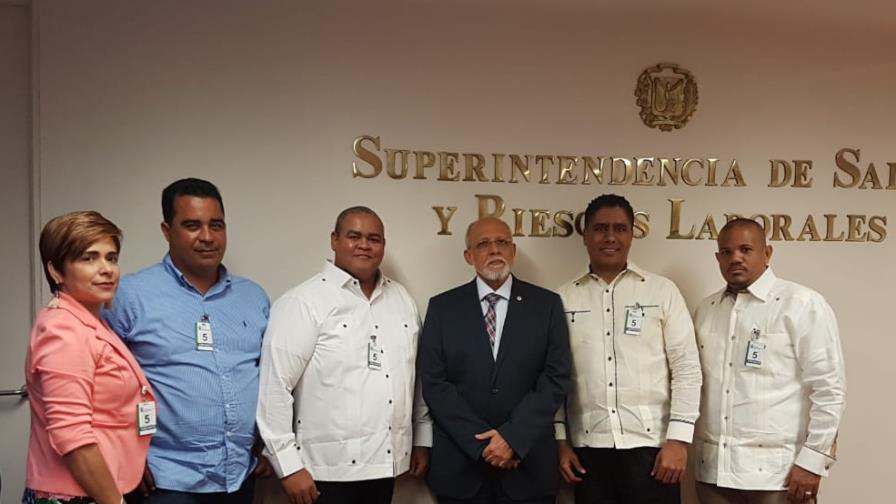 Sisalril investigará denuncias de farmacéuticos