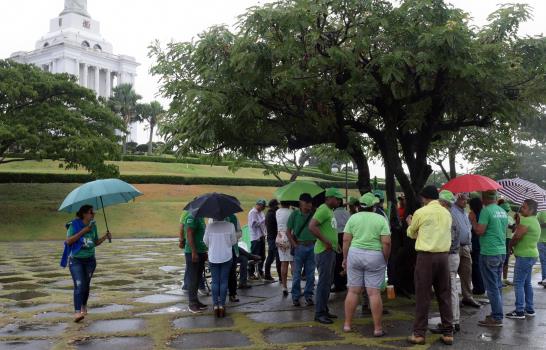 Marcha Verde vuelve a instalar campamento en el Monumento de Santiago