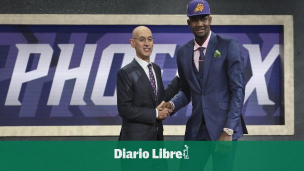 DeAndre Ayton, número uno del draft; Luka Doncic, número tres y