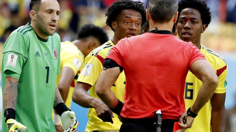 Investigan amenazas a colombiano Carlos Sánchez por expulsión en Mundial