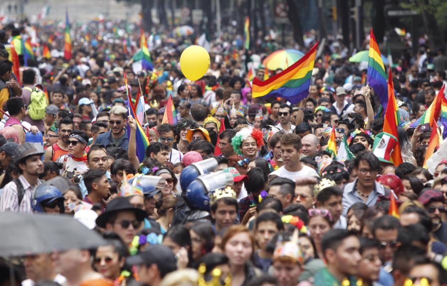 Marcha LGBT exige continuidad en políticas públicas a próximo presidente mexicano