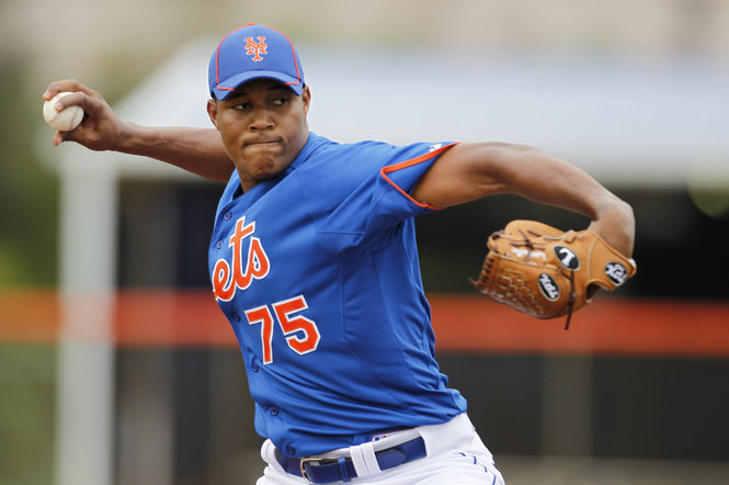 El cerrador de los Mets, Jeurys Familia, aceptó una suspensión de 15 partidos por violar el reglamento de violencia doméstica de Grandes Ligas.