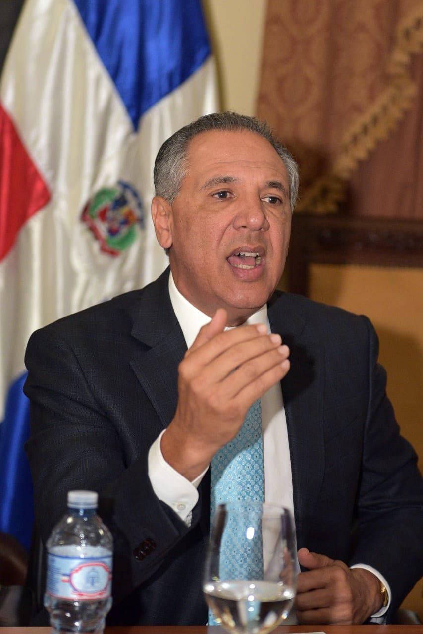 Gobierno  dice  procurará equilibrar el déficit comercial del país con Centroamérica