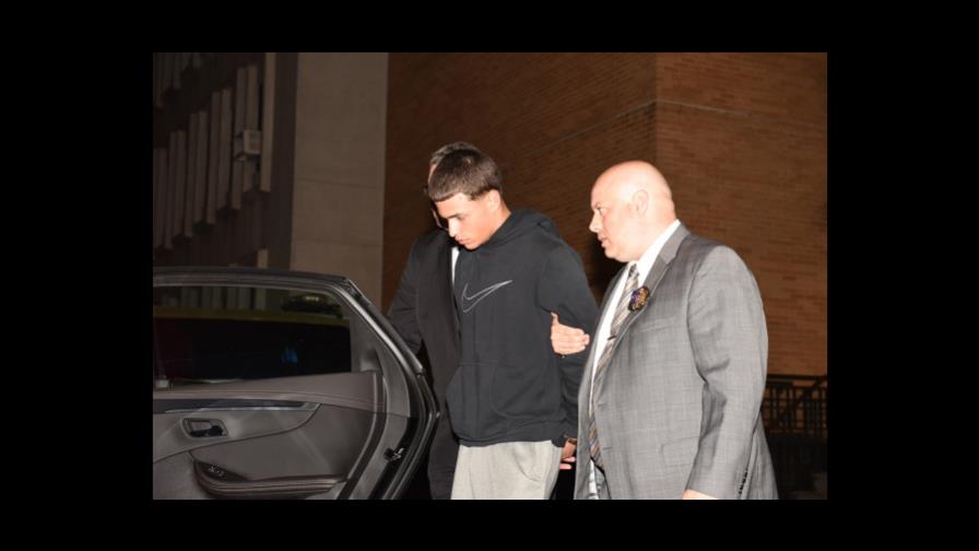 Cuatro jóvenes detenidos por asesinato de dominicano en El Bronx Cuatro jóvenes detenidos por asesinato de dominicano en El Bronx