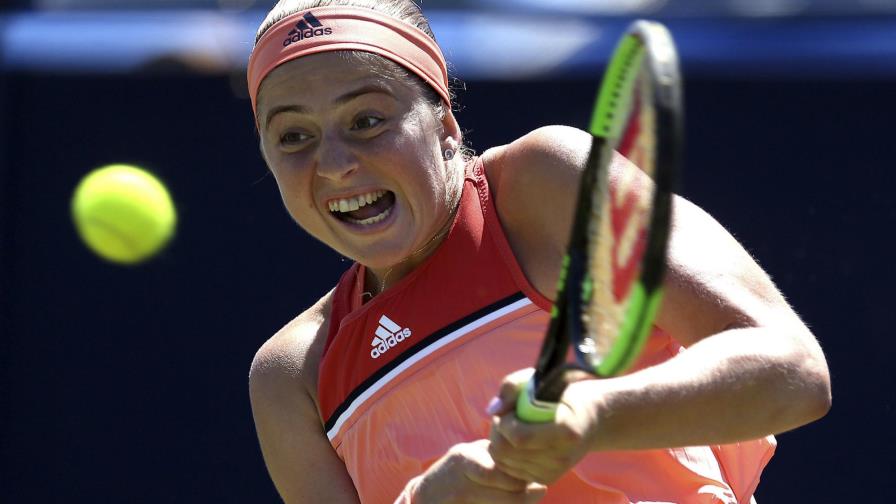 Petra Kvitova avanza en Eastbourne y Carla Suárez se marcha