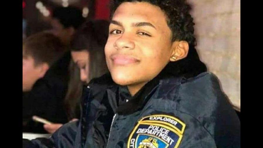 Policía de Nueva York informa van ocho apresados por asesinato de estudiante dominicano Policía de Nueva York informa van ocho apresados por asesinato de estudiante dominicano