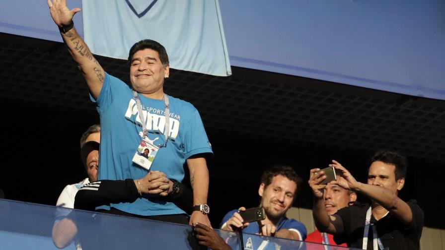 Hija de Maradona desmiente fallecimiento de su padre Hija de Maradona desmiente fallecimiento de su padre