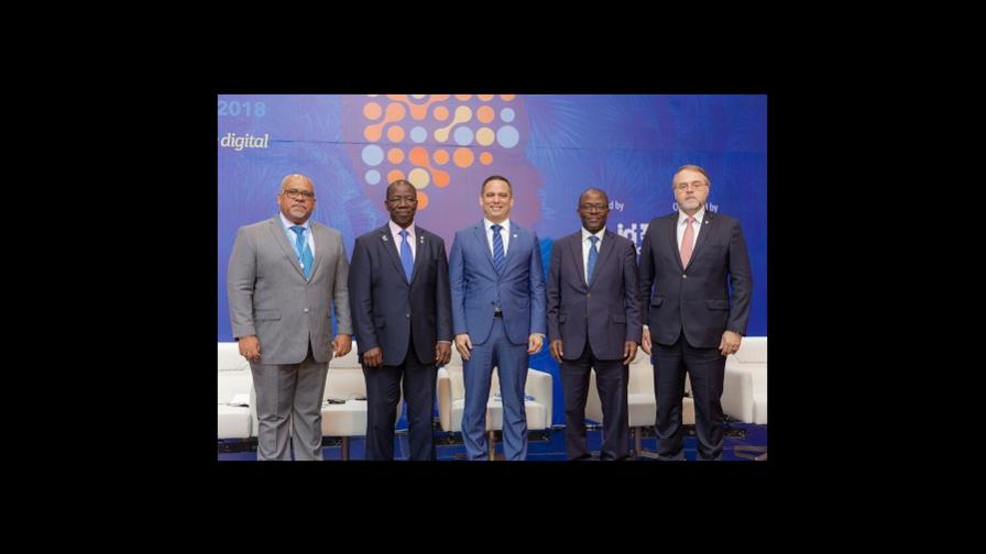 Delegados de Simposio  sugieren crear entornos favorables para jóvenes