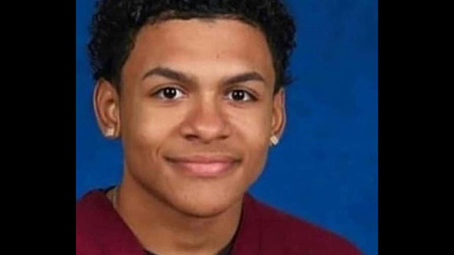 JLo, A-Rod y otras figuras se unen al clamor de “Justicia para Junior” JLo, A-Rod y otras figuras se unen al clamor de “Justicia para Junior”