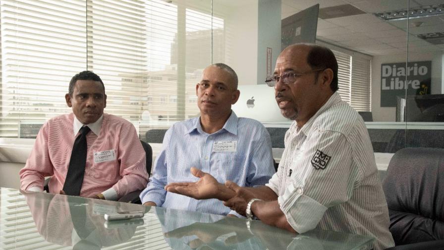 Agricultores de la provincia Independencia piden auxilio al presidente Medina Agricultores de la provincia Independencia piden auxilio al presidente Medina