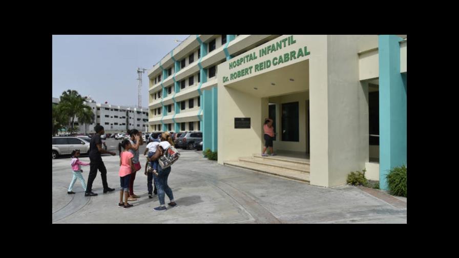 Mueren dos niños de tosferina en el hospital Robert Reid Cabral