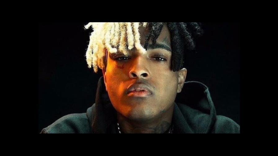Miles de personas asisten al funeral de XXXTentacion