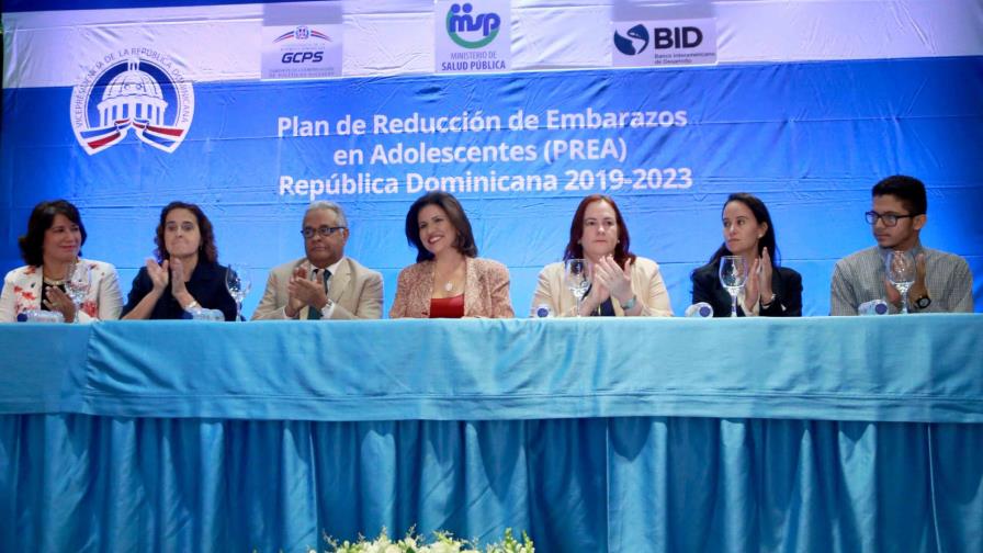 Vicepresidenta afirma embarazo adolescente amenaza desarrollo del país