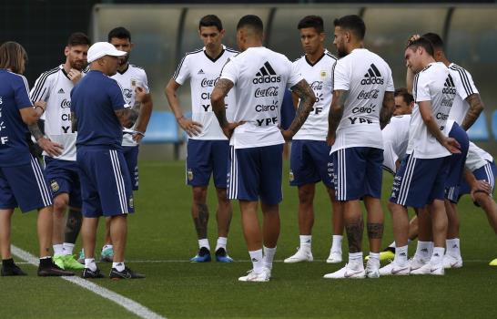 Argentina se entrena sin Enzo Pérez a dos días de medirse a Francia