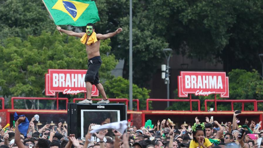 Muere apuñalado un hincha que celebraba la victoria de Brasil en Líbano