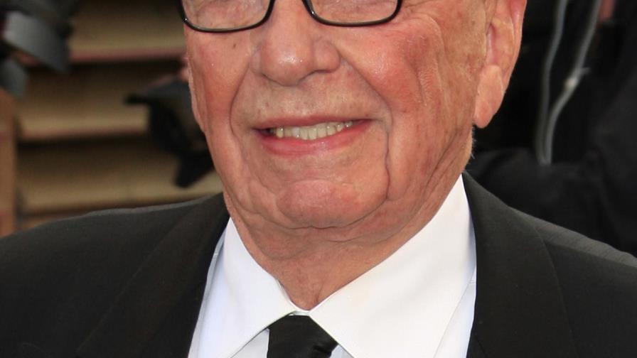 Exigen a Murdoch mantener Comcast en puja Fox Exigen a Murdoch mantener Comcast en puja Fox