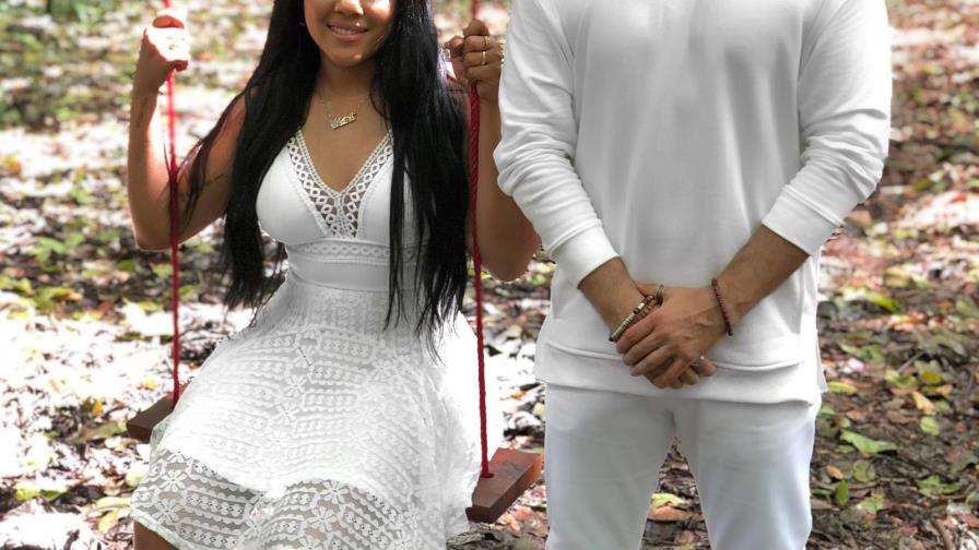 Manny Cruz estrena videoclip de “Tienes dueño”, a dúo con Martha Heredia Manny Cruz estrena videoclip de “Tienes dueño”, a dúo con Martha Heredia