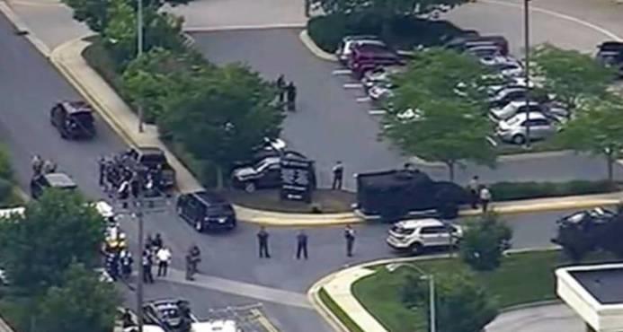 Cinco personas muertas en el tiroteo en un periódico local de Maryland 