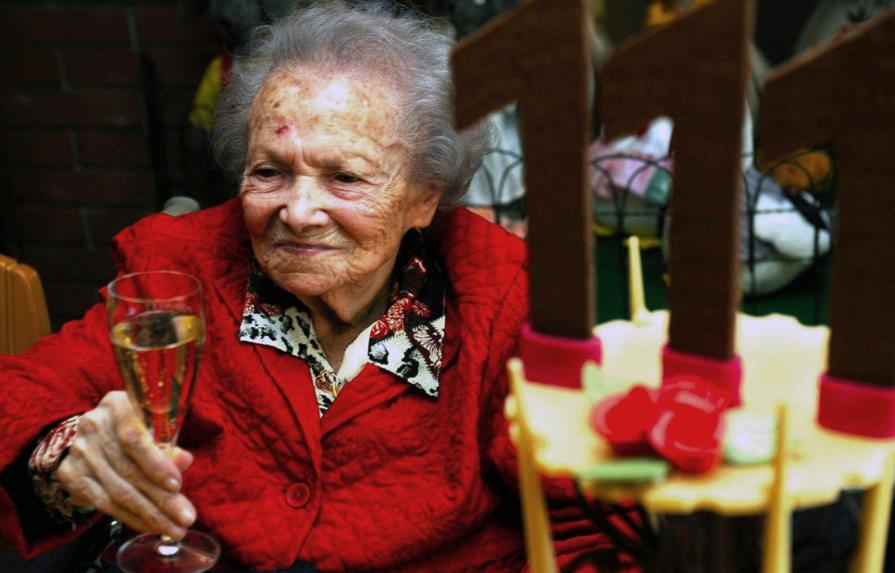 Después de los 105 años la mortalidad alcanza una meseta, dice estudio