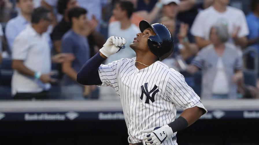 VÍDEO: Miguel Andújar jonroneó y produjo tres vueltas en paliza de Yanquis a Boston