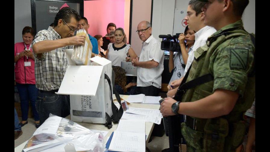 Los mexicanos optan hoy entre el cambio político de izquierdas o el continuismo 