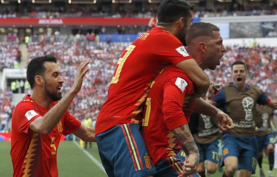 Rusia vence a España 4-3 en penal y avanza a cuartos de final