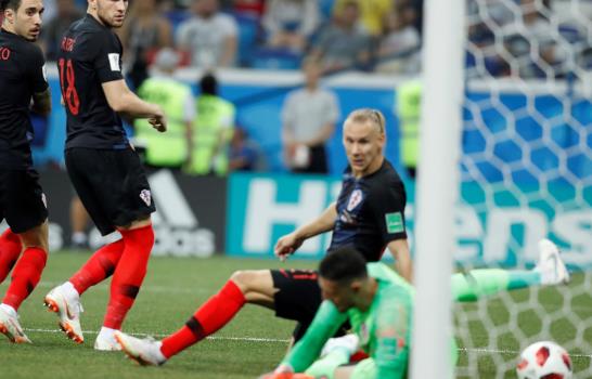 Croacia doblega 3-2 en la tanda de penales a Dinamarca y avanzan a cuartos