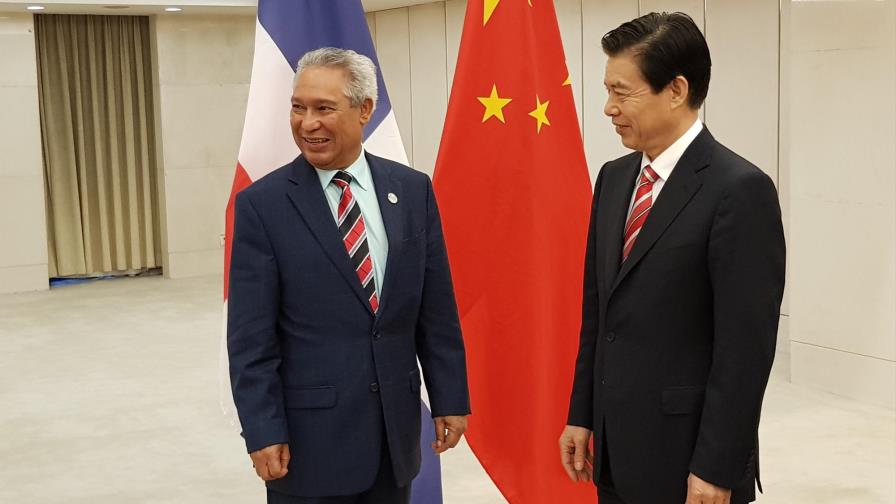 Proponen crear comisión mixta bilateral para impulsar relaciones económicas entre República Dominicana y China Proponen crear comisión mixta bilateral para impulsar relaciones económicas entre República Dominicana y China