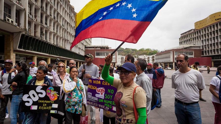 Denuncian escasez de medicamentos para el VIH en marcha LGBTI de Venezuela Denuncian escasez de medicamentos para el VIH en marcha LGBTI de Venezuela