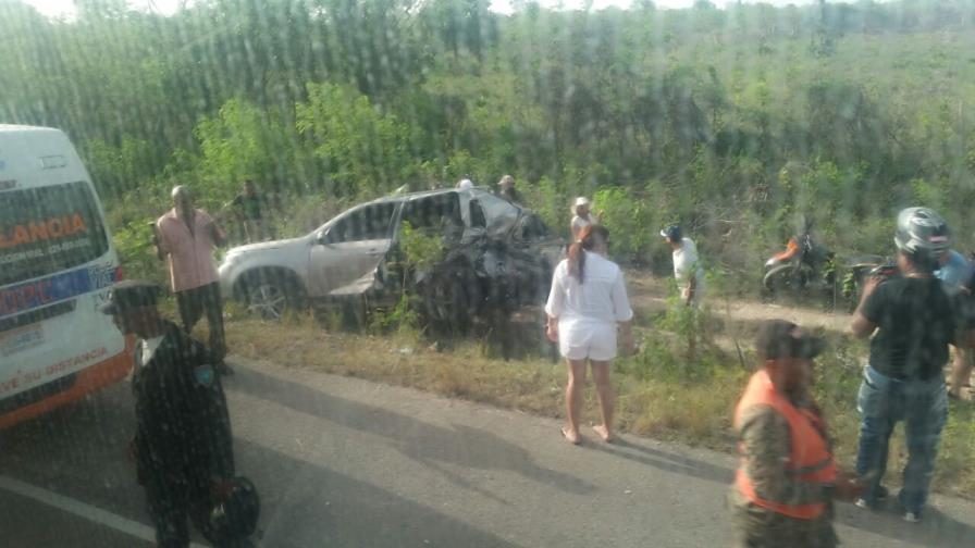Al menos dos muertos en accidente de tránsito en La Romana