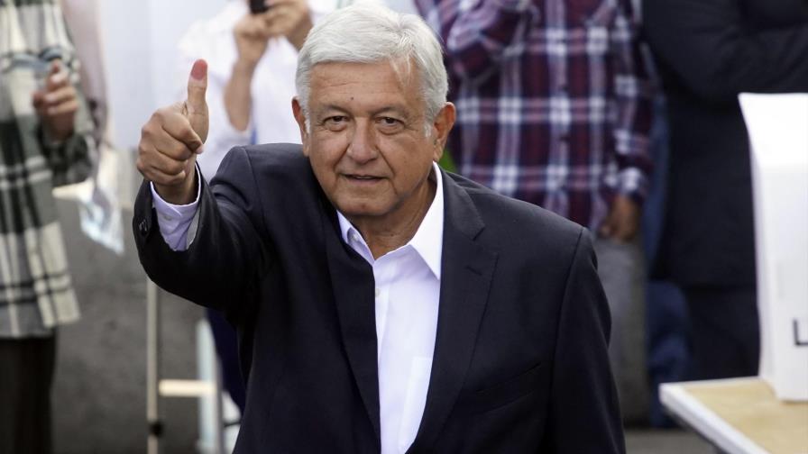 Izquierdista López Obrador gana con amplia ventaja presidencial de México Izquierdista López Obrador gana con amplia ventaja presidencial de México