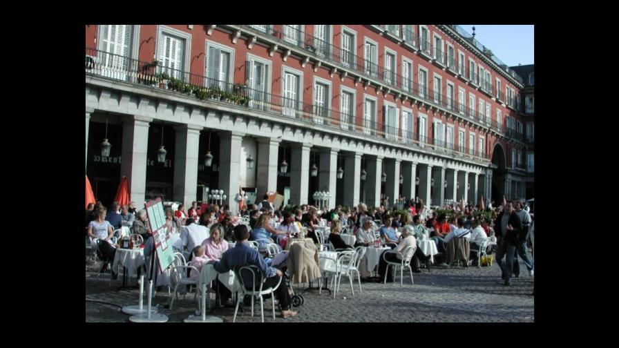 Turistas extranjeros gastan en España un 4.1 % más hasta mayo