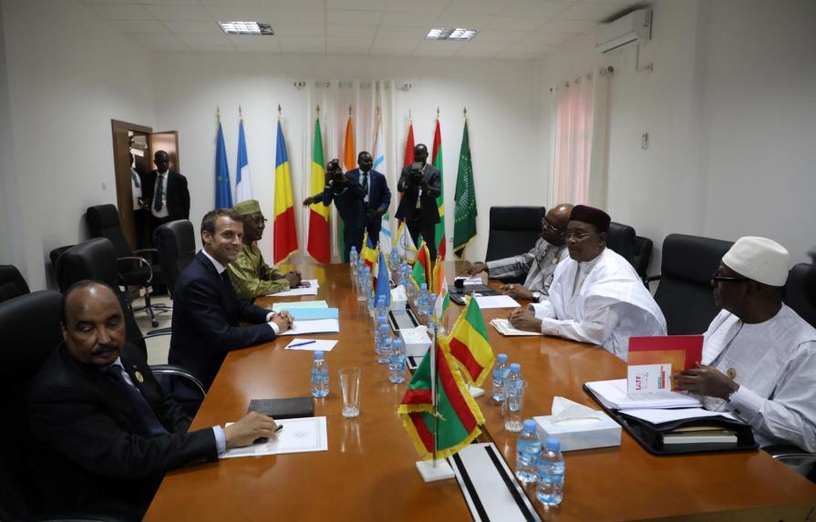 Cumbre africana en Mauritania ensombrecida por serie de atentados