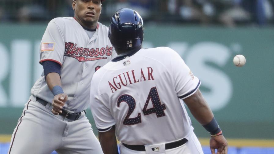 Los Mellizos reinstalan al dominicano Jorge Polanco