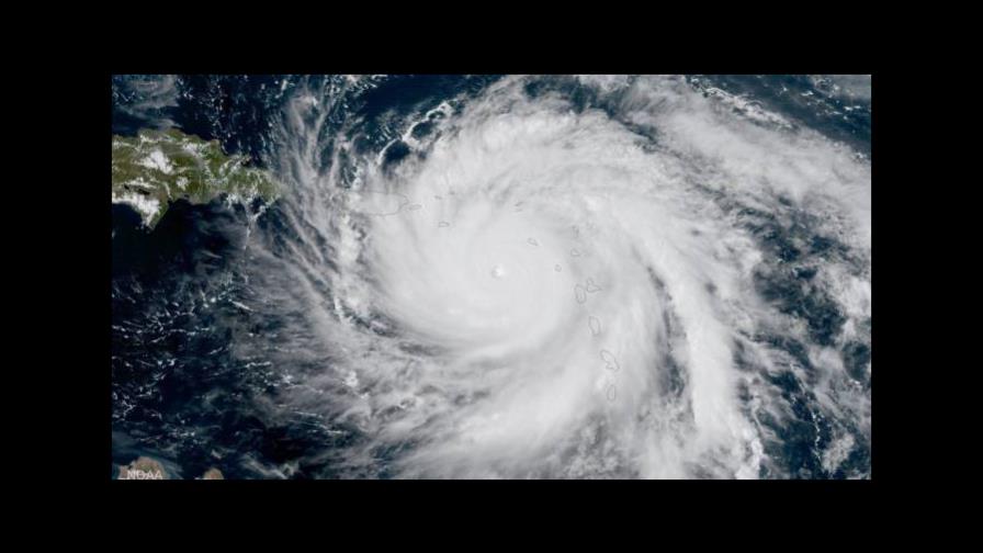 Casi 2,000 clientes siguen sin luz en Puerto Rico a 10 meses del huracán