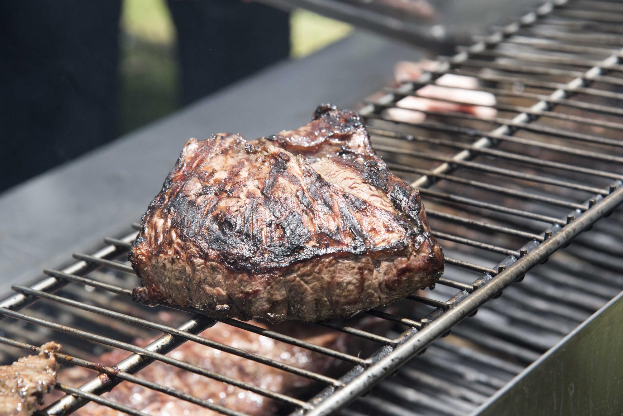 La carne de Brangus es más jugosa, sabrosa, tiene mayor calidad y es más tierna.