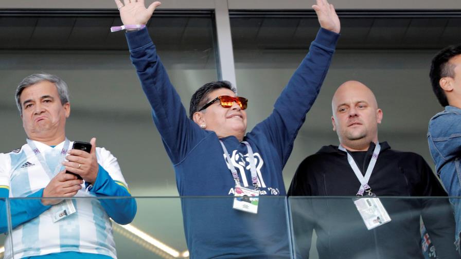 Maradona se disculpa tras criticar a la FIFA “un robo monumental” a Colombia Maradona se disculpa tras criticar a la FIFA “un robo monumental” a Colombia