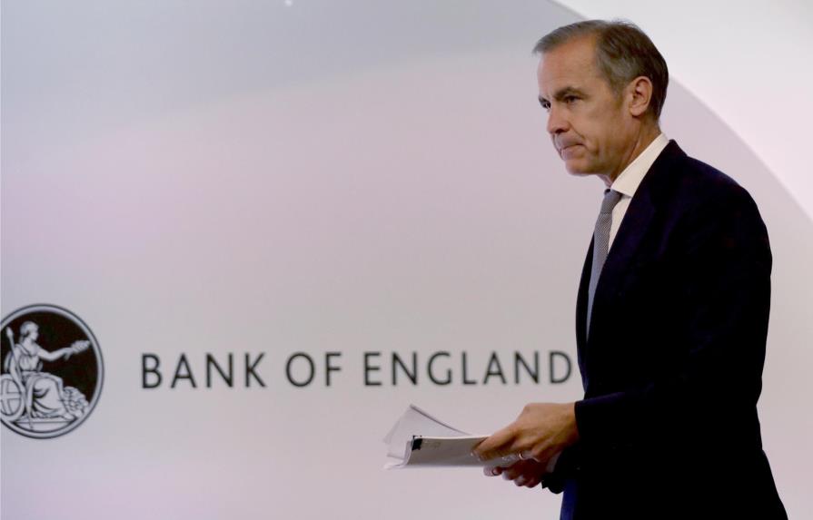Banco de Inglaterra cree guerra comercial dañaría más a EE.UU.