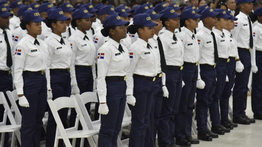 Gradúan 150 miembros del cuerpo de seguridad turística Gradúan 150 miembros del cuerpo de seguridad turística